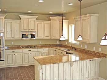2nd image of 194 E Belle Glenn Cir