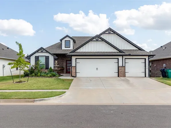 8308 NW 163rd St, Edmond, OK 73013