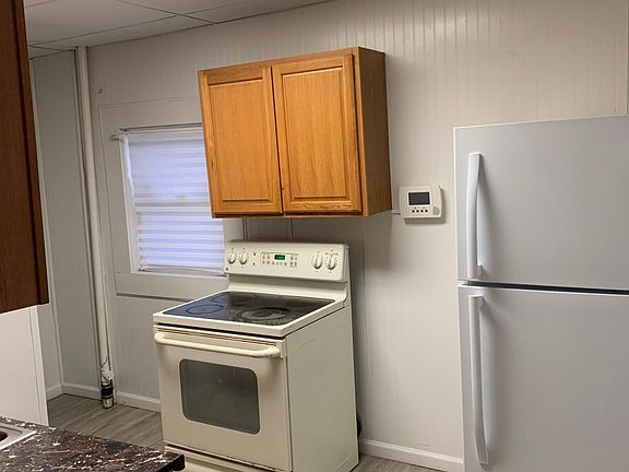 4th image of 475 Broadway Ave #2