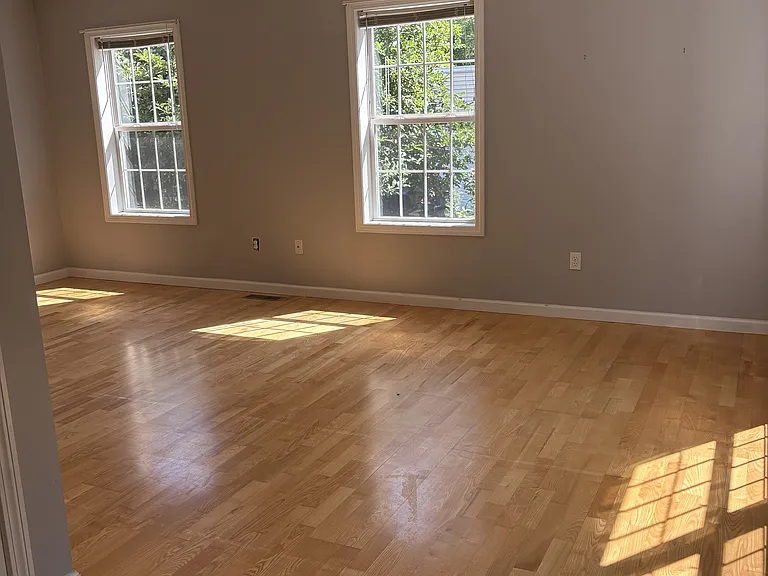 235 High St — Photo 9