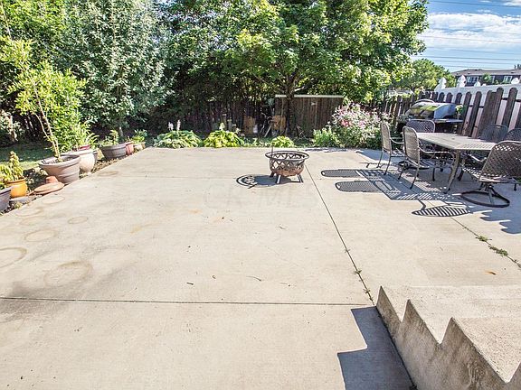 4th image of 5411 Wyoming Ln