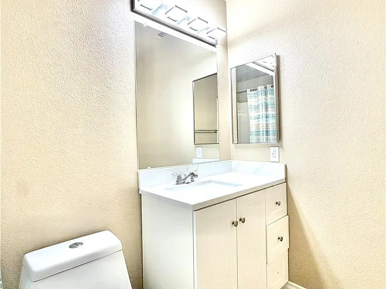 10087 Yellow Canary Ave — Photo 34