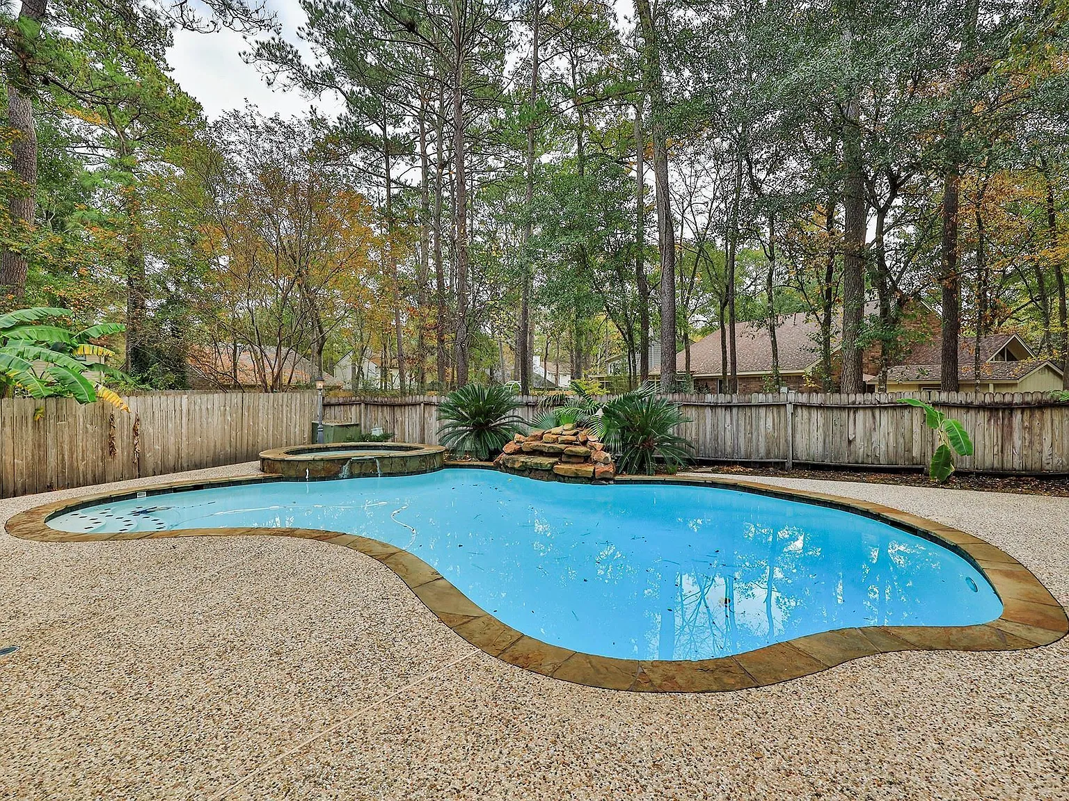 4 bed, 2.5 bath, 2118 sqft, $3,250 — Photo 1
