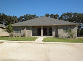 4401 Reveille Rd, College Station, TX 77845