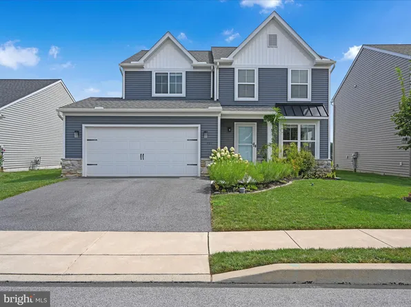 404 Jared Way, New Holland, PA 17557