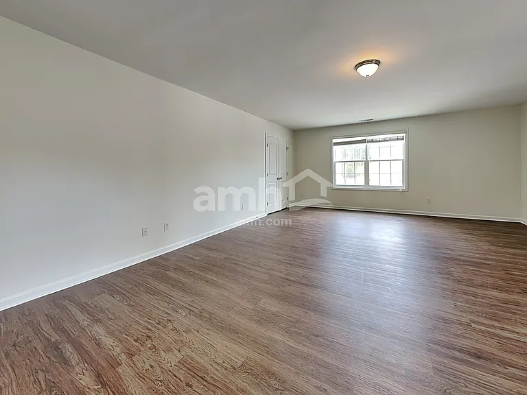 305 Switchback St — Photo 16
