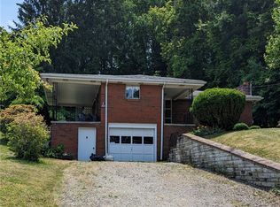 323 Forest Dr, Rostraver Township, PA 15012