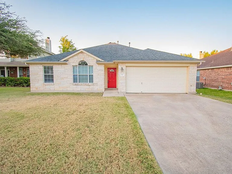 312 Pheasant Rdg — Photo 1