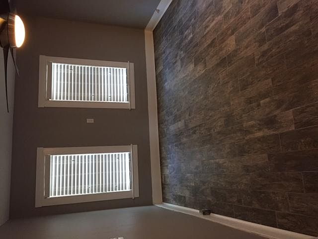 1st image of 107 Kennison Dr APT 4