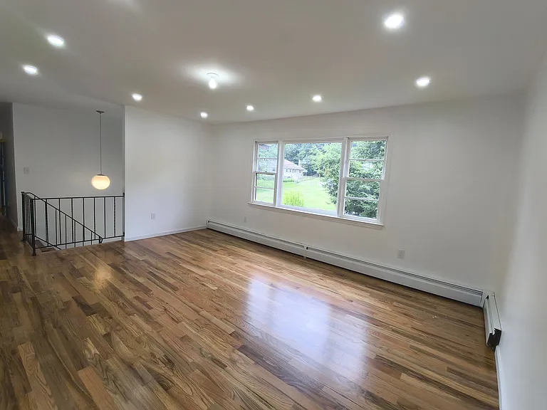 534 High St — Photo 4