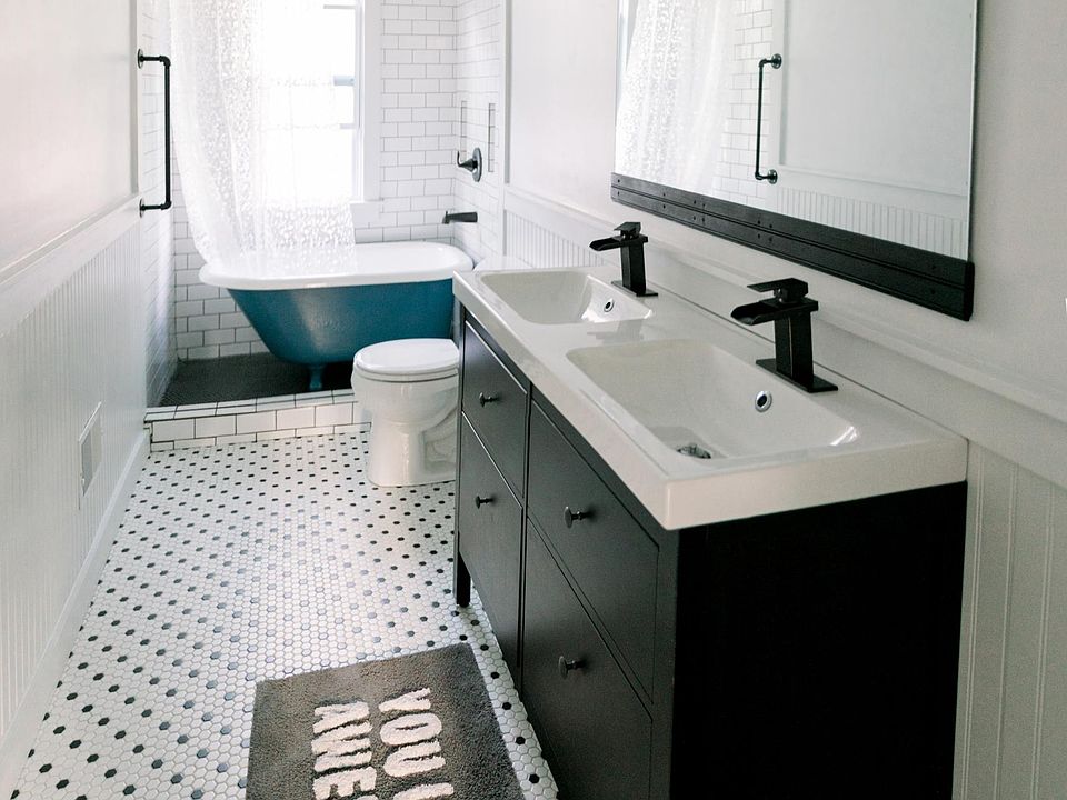1st image of 826 Sigsbee St SE #2