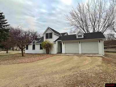 105 E North St, Janesville, MN, 56048