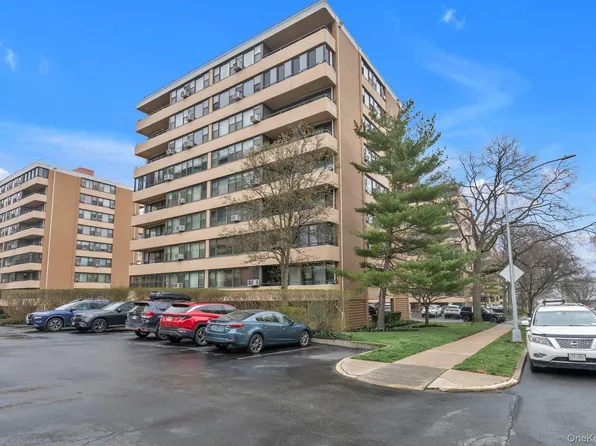 166-26 Powells Cove Boulevard #5D, Beechhurst, NY 11357