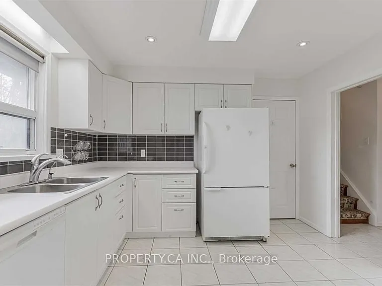 45 Lissom Cres #MAIN — Photo 7