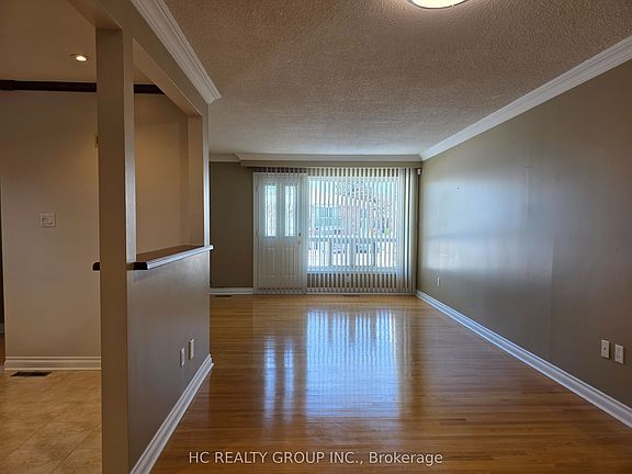 3rd image of 3161 Rymal Rd