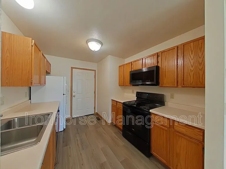 2471 Wheeler Dr #D — Photo 9