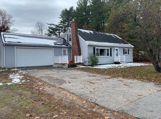 63 Lowell Rd, Pepperell, MA 01463