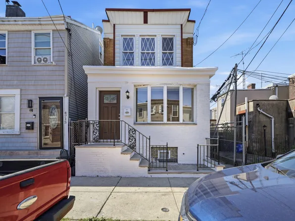 4711 Melrose St, Philadelphia, PA 19137
