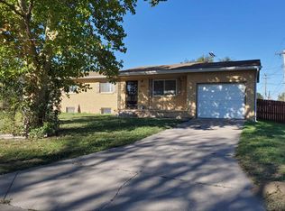 901 Otero Ave, Dodge City, KS 67801