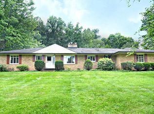 2232 Round Rock Dr, Akron, OH 44333