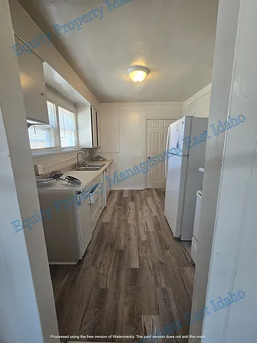815 E Clark St Photo 1