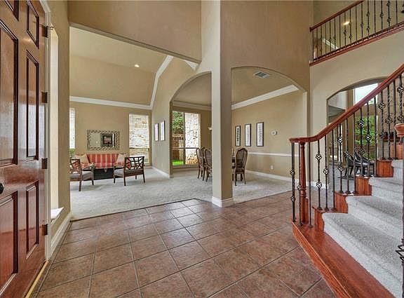 4th image of 12303 Carlsbad Dr