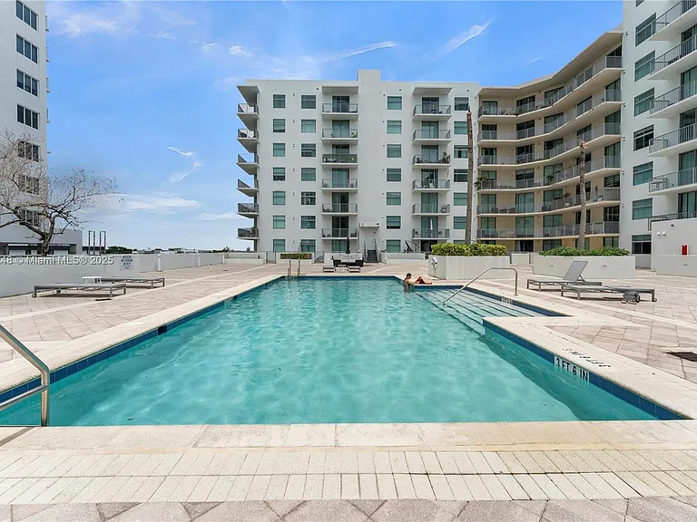 140 S Dixie Hwy #735 — Photo 26