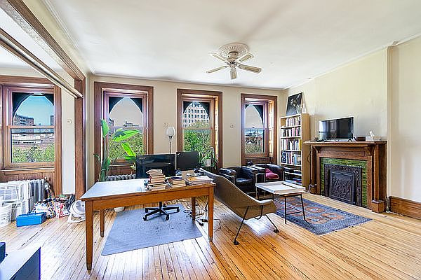 1st image of 135 E 2nd St #5