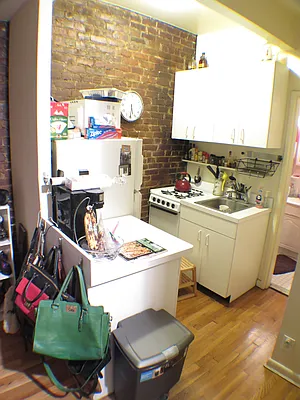 Rented by Glasser Realty LLC | media 2