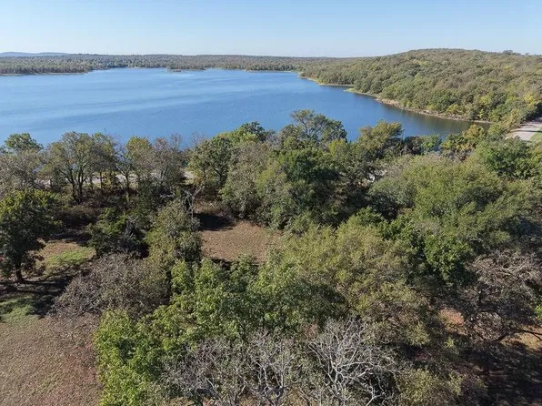 1911 Lakeview Rd, McAlester, OK 74501