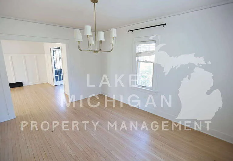 533 E Central Ave — Photo 7