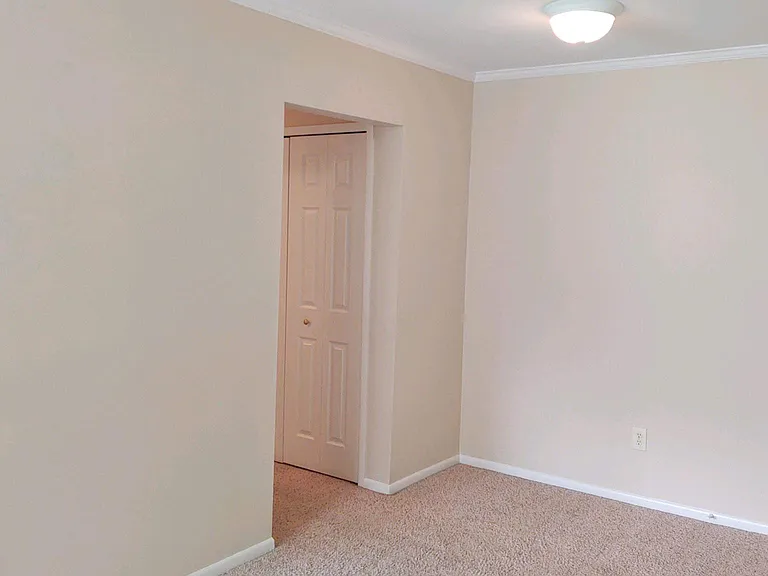 33234 Kingslane Ct #9 — Photo 3