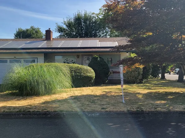 1404 Umpqua Rd, Woodburn, OR 97071