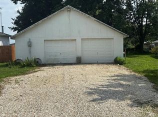 1004 W Taylor St, Bowling Green, MO 63334