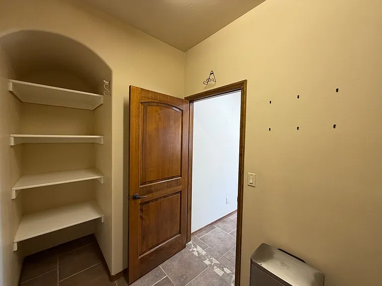 6323 Pima Pl NW — Photo 37