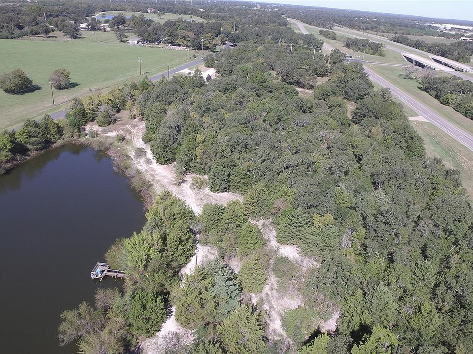 2nd image of 7075 Jones Rd