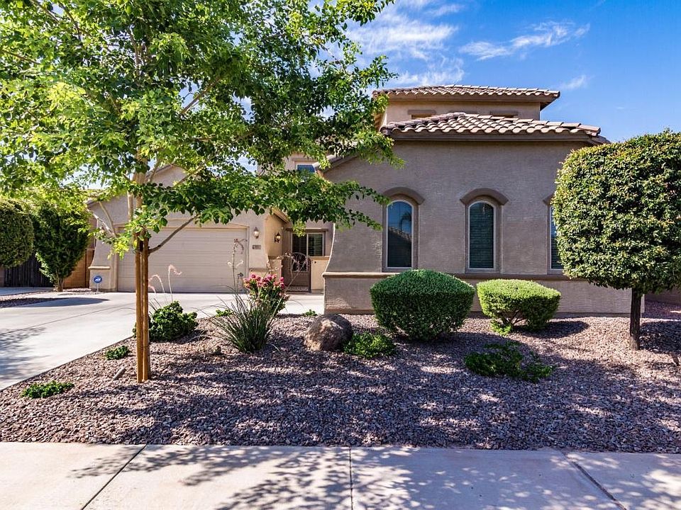 1st image of 2837 E Desert Broom Pl