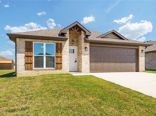 1716 Ferguson St, Pea Ridge, AR 72751