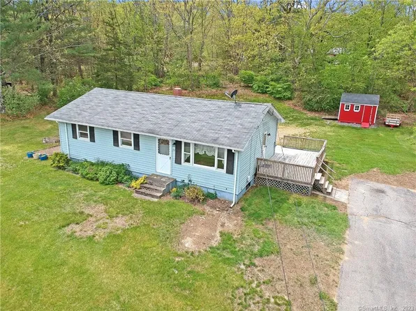 27 Bonnie Street, Griswold, CT 06351