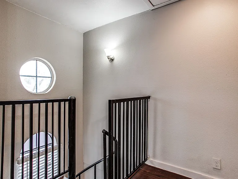 5114 Bryan St — Photo 13
