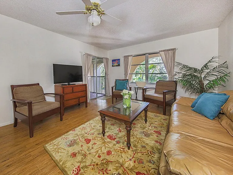 3700 S Osprey Ave #311 — Photo 8