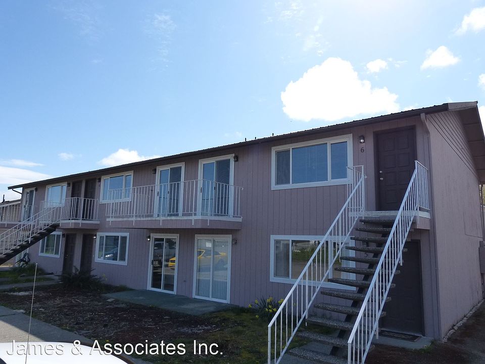 1st image of 928 W Lauridsen Blvd APT 6