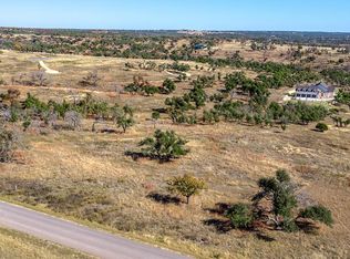 826 Sutton Dr, Fredericksburg, TX 78624