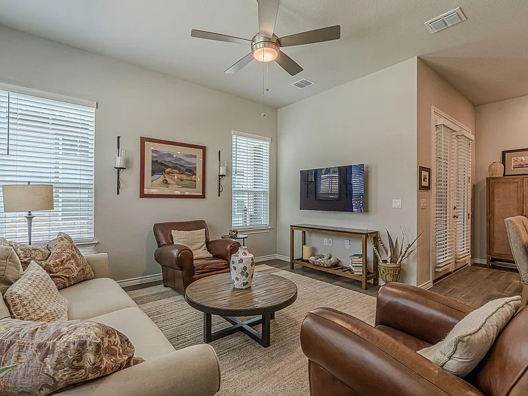 138 Harborside Dr #101 — Photo 7
