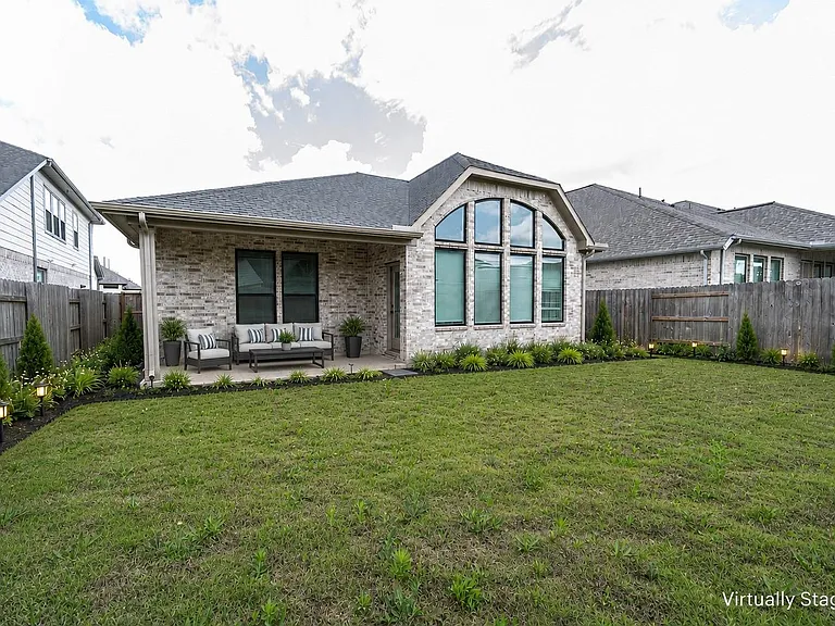 24819 Yellow Spruce Cir — Photo 27