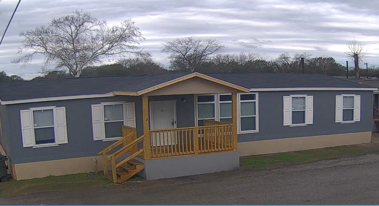 4404 Boxwood Rd — Photo 1