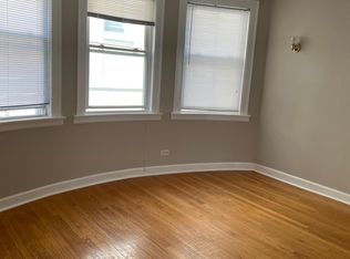 2623 W Farragut Ave #1B, Chicago, IL 60625