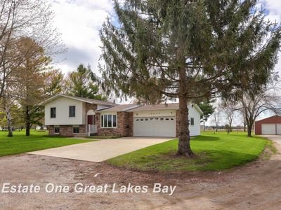 10655 Tittabawassee Rd, Freeland, MI, 48623