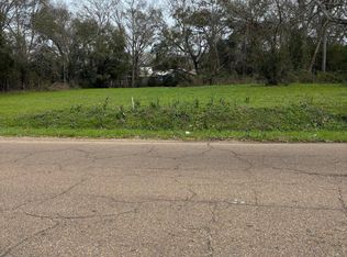 823 Edgar St, McComb, MS 39648