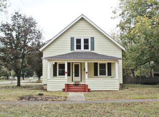 121 W Franklin St, Rockton, IL 61072